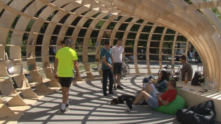 Улична библиотека във Варна предлага книги напълно безплатно за читателите