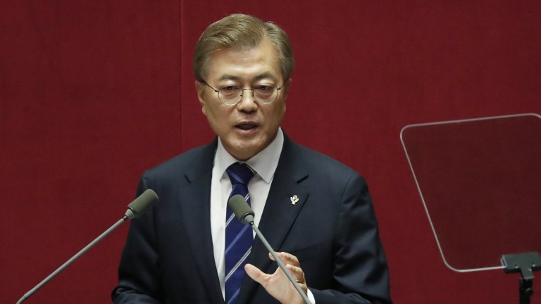 Южна Корея загърбва ядрената енергетика