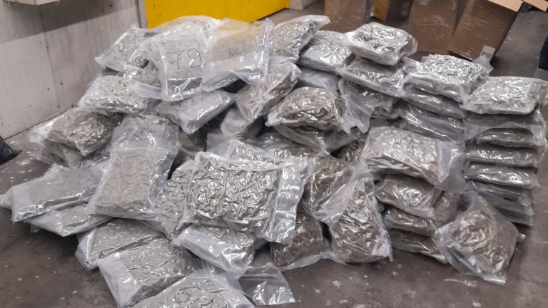 145.11 кг марихуана за заловили митничарите и граничните полицаи на ГКПП
