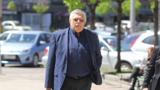 Пилософ остава начело на фонда за деца още седмица