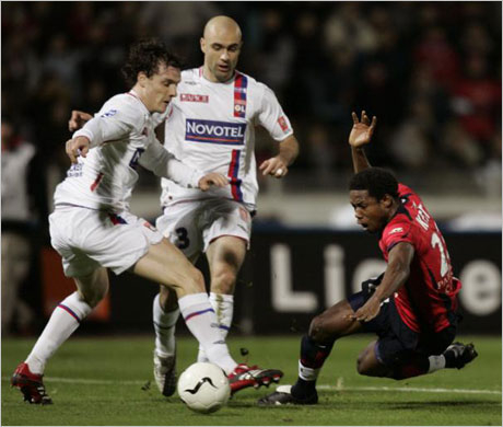 Лион изстрада победата над Лил