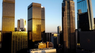 Всички 50 американски щата отвориха частично за първи път откакто властите