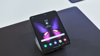 Как можете да се сдобиете със Samsung Galaxy Fold?