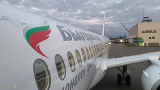 "България Еър" посрещна третия си самолет Airbus A220-300 в своя флот