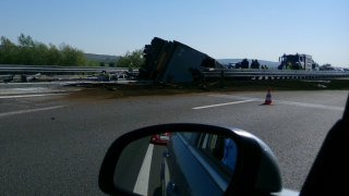 Жена и работник починаха при две катастрофи на АМ "Тракия"