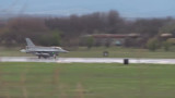 Първият български F-16 кацна у нас (ВИДЕО)