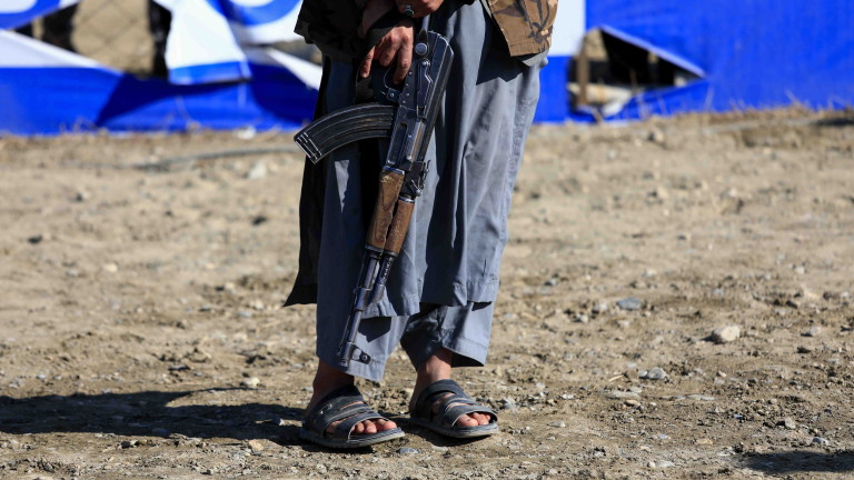 Взривове в дипломатическия квартал на Кабул