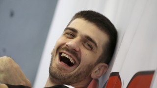 Гардът на националния отбор Станимир Маринов ще продължи кариерата си