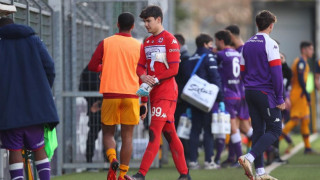 Фиорентина няма намерение да купи вратаря на Левски Иван Андонов