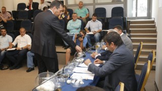 Изпълнителният директор на Лудогорец Ангел Петричев присъства на жребия за