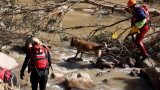 450 загинали и 40 000 засегнати от наводненията в ЮАР