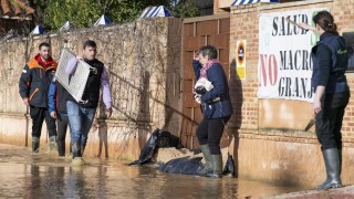 Големи части от Испания и Португалия бяха поставени под най висока