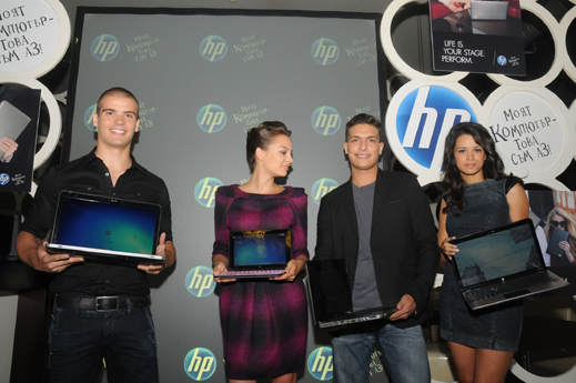 HP представи нови ноутбуци с модно ревю