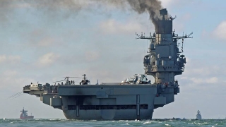 Пожар на единствения самолетоносач на Русия