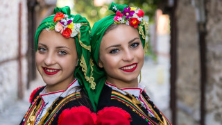 Лазаровден е - да, традицията е жива и все още се спазва на много места
