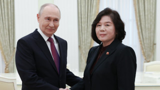 Руският президент Владимир Путин прие в Кремъл външния министър на