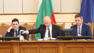 Даниел Лорер поздрави новия министър на икономиката Богдан Богданов за