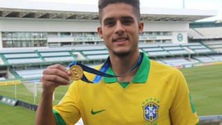 Барселона е много близо до трансфера на млад бразилец Това