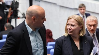 Демократична България излезе с предложения за избора на членове на