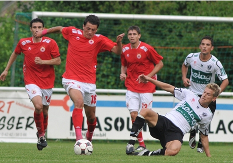 В Румъния тръбят: Българският Торес на крачка от Стяуа