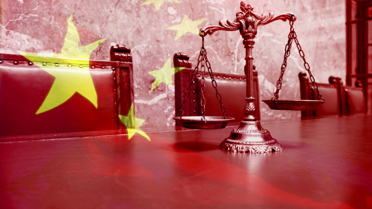 Китай обеща санкции срещу американски служители заради намесите в Хонконг и Тайван
