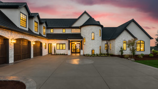 Имение за $11 милиона на покоен богаташ от САЩ ще бъде разделено на 119 нищо неподозиращи роднини