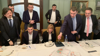 Развитието на инфраструктурата в синхрон с нoвитe бизнec cгpaди обсъдиха