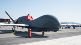 Новите стратегически безпилотни самолети на НАТО Global Hawk ще могат