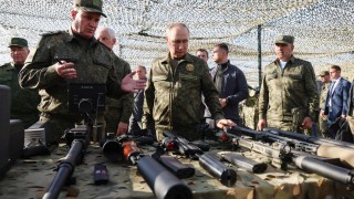 Руският президент Владимир Путин наблюдава стратегическите учения Запад 2025 Кадри бяха показани