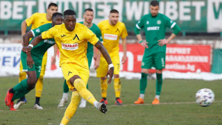 Става ли зависим Левски от Найджъл Робърта Този въпрос със