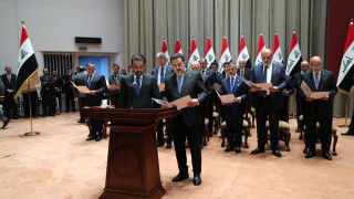 Парламентът на Ирак одобри състава на новото правителство на страната
