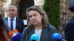 Киселова: С Пеевски сме съдружници по неволя