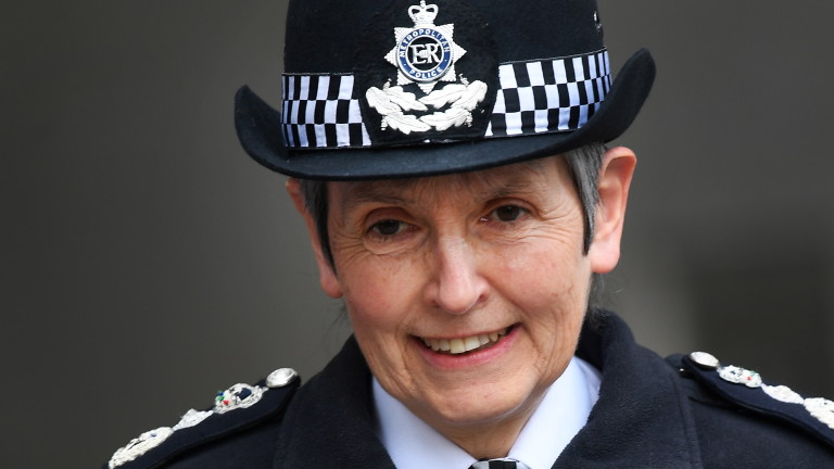 Шефът на Лондонската полиция подаде оставка