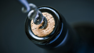 През лятото повечето хора не прибягват към класическата чаша вино Това