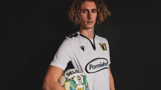 Тежките на дни за Божидар Краев в Дания продължават Атакуващият играч