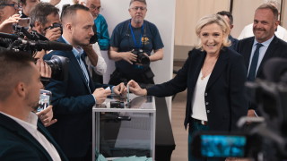 Избирателната активност на балотажа на парламентарните избори във Франция в
