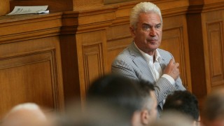 Управляващите не се притесняват от заявката на БСП за вот