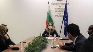 Хотелиерският бранш подкрепя идеята на правителството за осигуряване на леглова