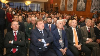 ВМРО подкрепят оставката на министъра на правосъдието Цецка Цачева Това заяви