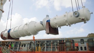 Нова система за LNG в наша съседка ще транспортира газ до България