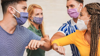 Къде да намерим приятели по време на пандемия