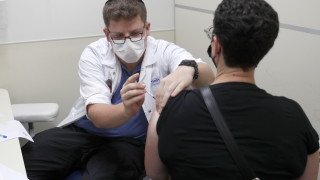 Израел регистрира почти 10 000 заразени през изминалото денонощие което