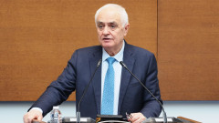 12 американски F-16 кацнали в София 2025 г., но нямало проблем, възмути се Запрянов