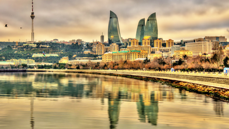 Столицата на Азербейджан Баку вече е по-близо от всякога. С