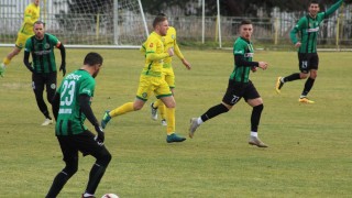 Нефтохимик се наложи над Добруджа в контролна среща която се