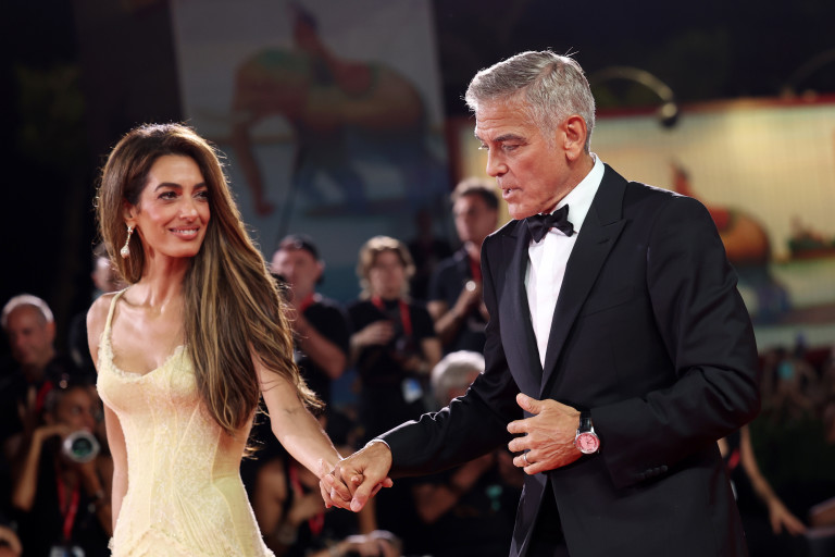 Камерите на аления килим са им изцяло задоволителни