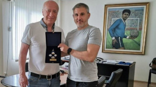 Кирил Ивков празнува днес своя 74 ти рожден ден По този