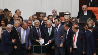 Турският парламент прие конституционната промяна за отнемане на депутатски имунитет