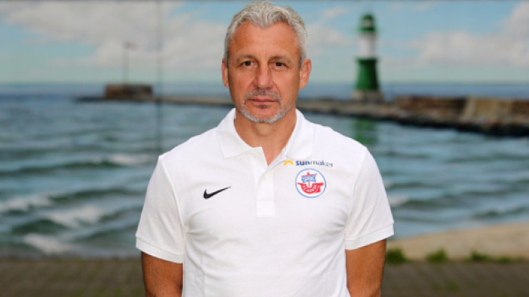 Павел Дочев завърши треньорската си кариера с катастрофална загуба. Отборът