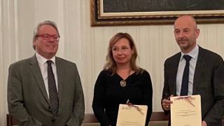 ИСС и Съветът на Франция подписаха сътрудничество преди важни избори